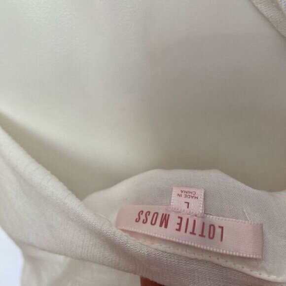 Lottie Moss white Button Front structured fitted tank top - Picture 6 of 7